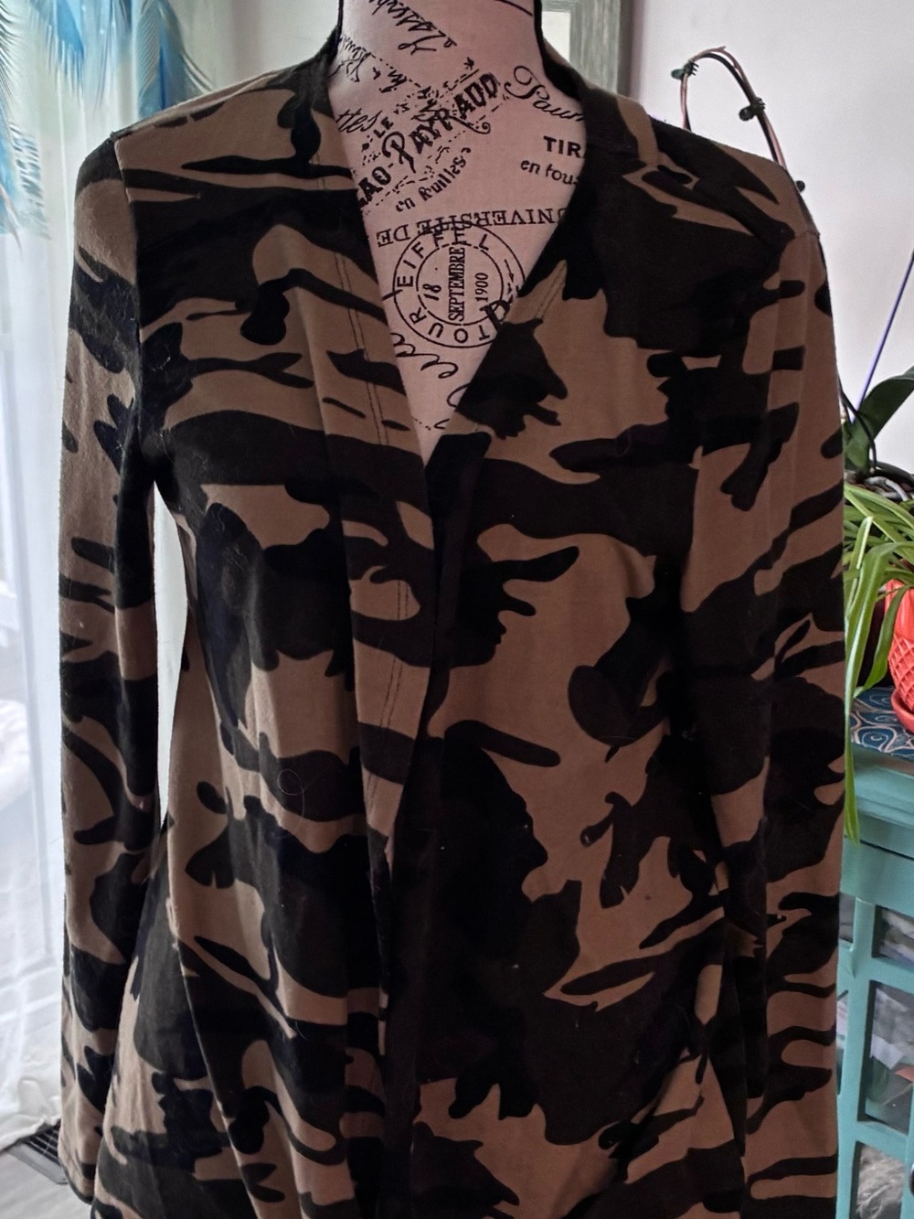 Amazon Women's Camouflage Open Cardigan - Brown and Black